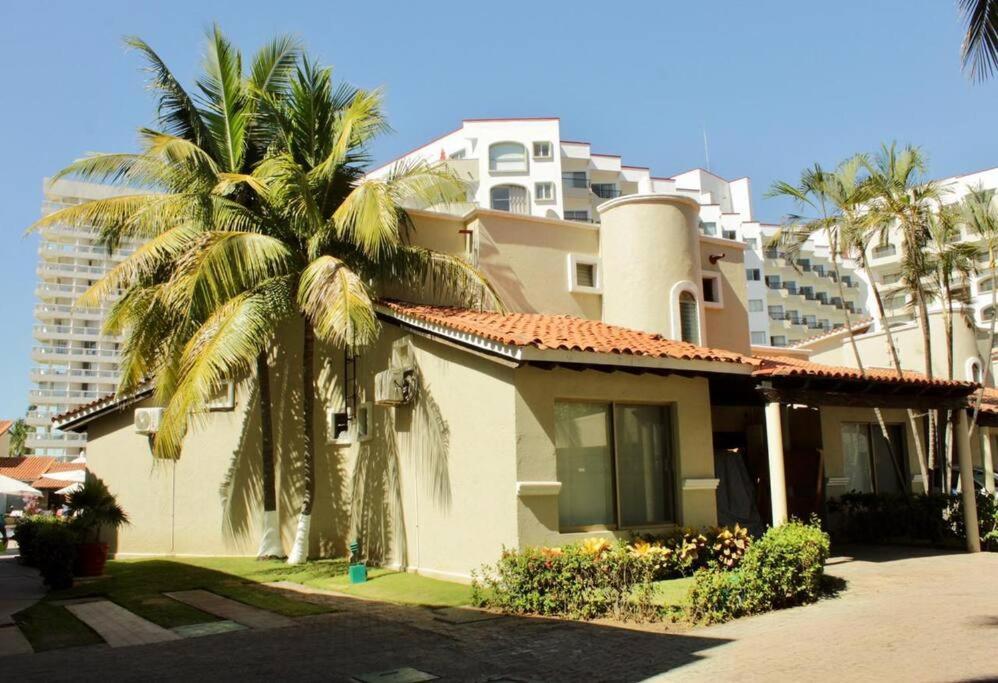 Casa A La Orilla Del Mar En Zona Hotelera Ixtapa Ixtapa  Exterior foto
